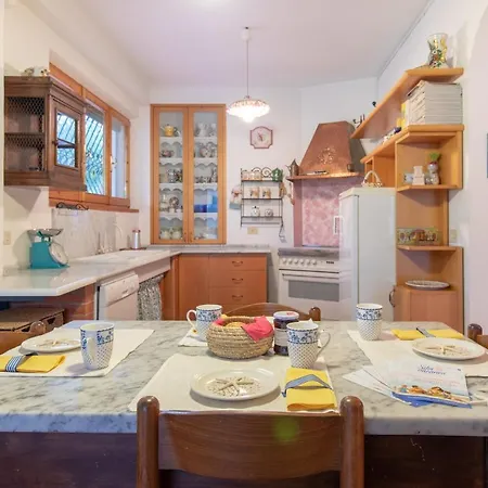 La Marote Roseto Vacanza Villa *